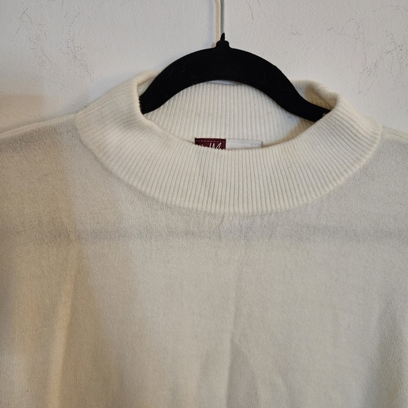 JM Woman by Jennifer Moore Cream Mock Neck Short Sleeve Sweater Top 1X Plus Size - Picture 6 of 6